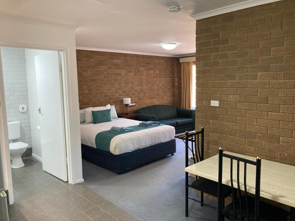 Camellia Motel Нарандера Екстериор снимка