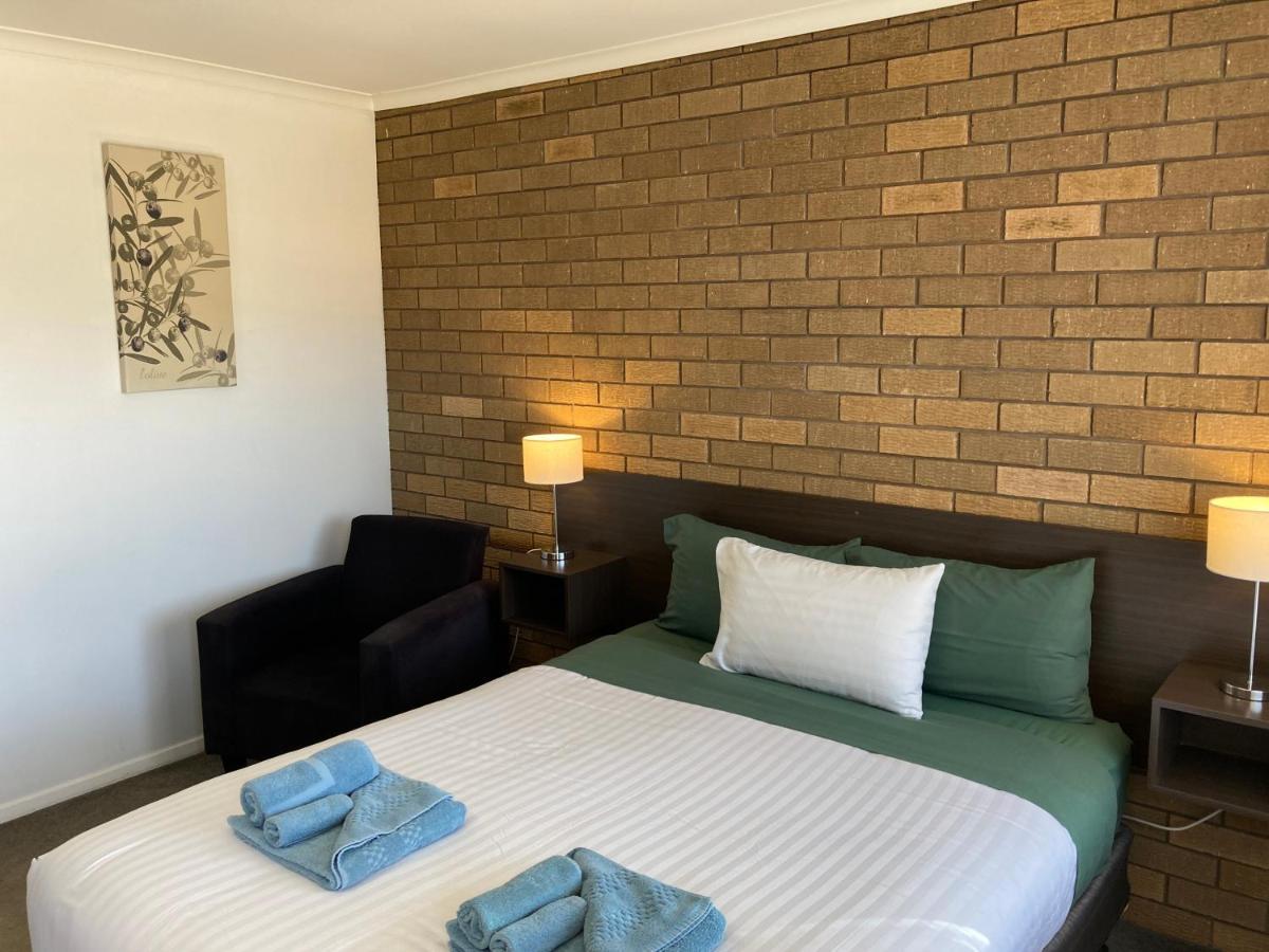 Camellia Motel Нарандера Екстериор снимка