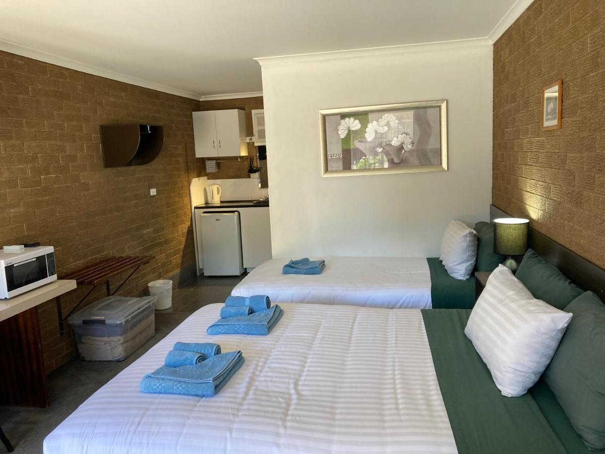 Camellia Motel Нарандера Екстериор снимка
