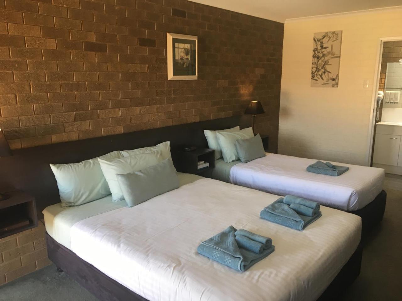 Camellia Motel Нарандера Екстериор снимка
